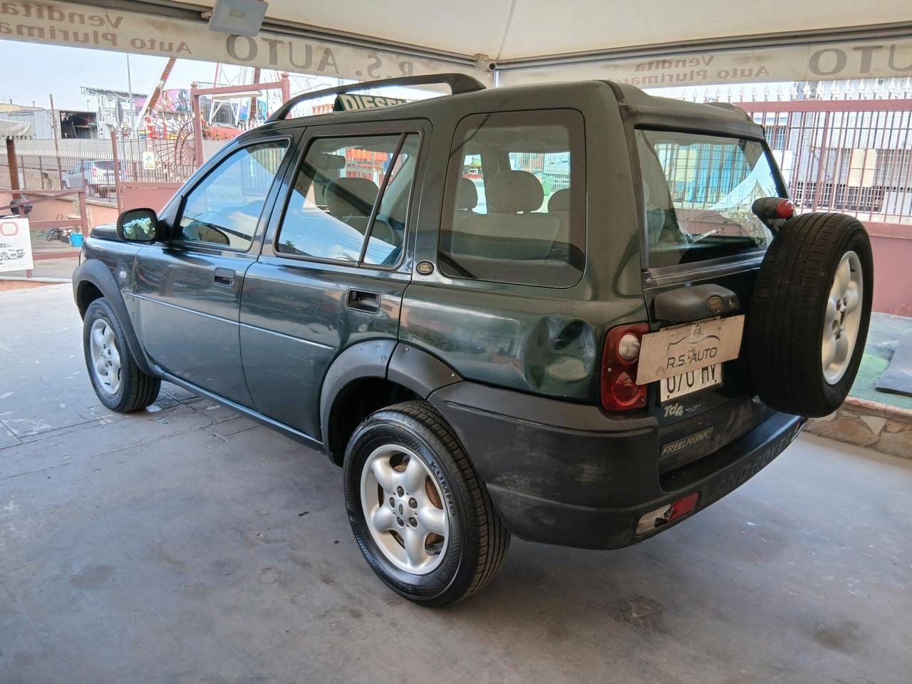 Land Rover Freelander 2.0 Td4 5p 02
