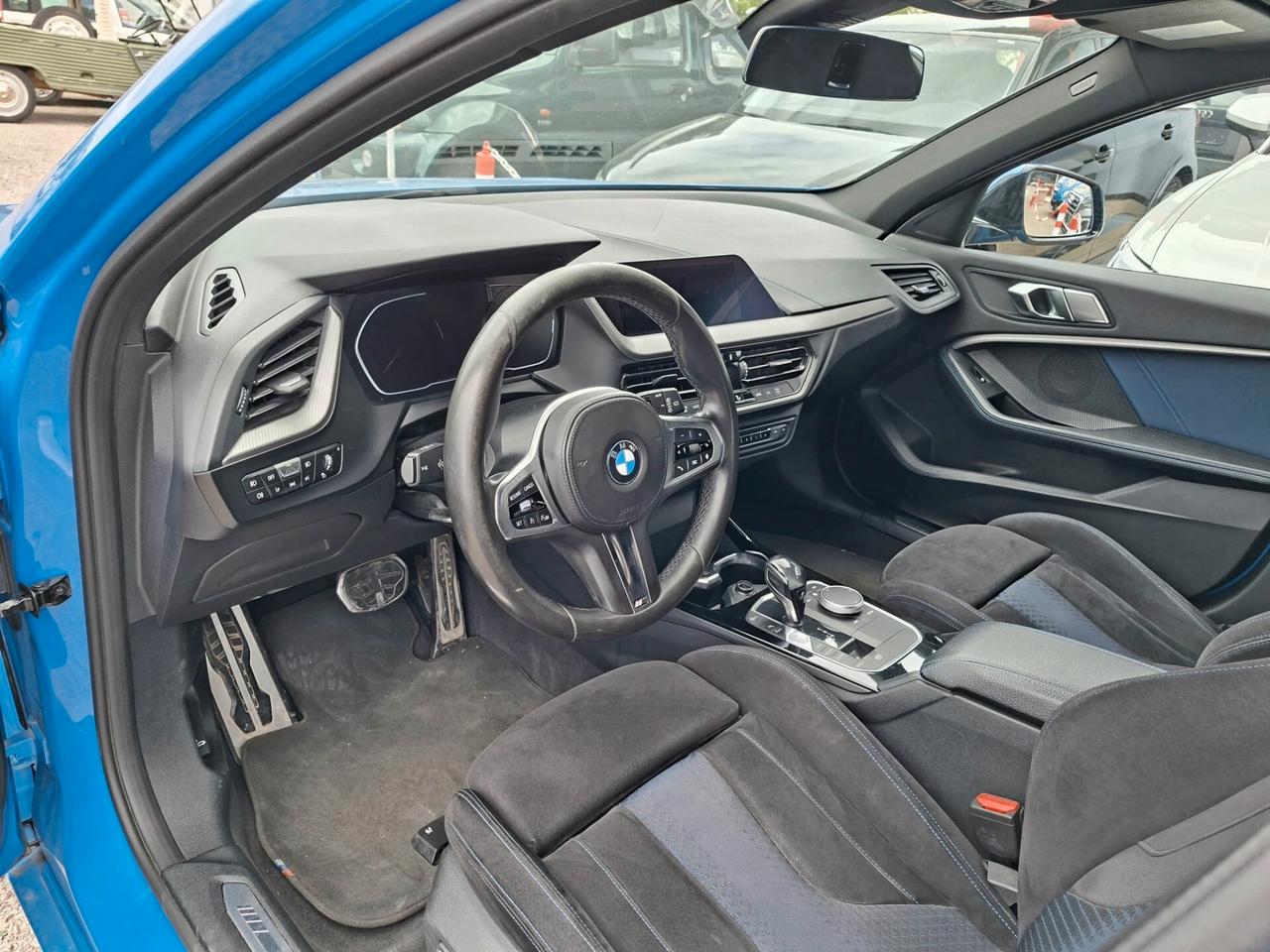 BMW 118 i M Sport 140cv Shadow Line