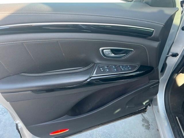 Renault Espace dCi 160CV EDC Energy Initiale Paris 4Control