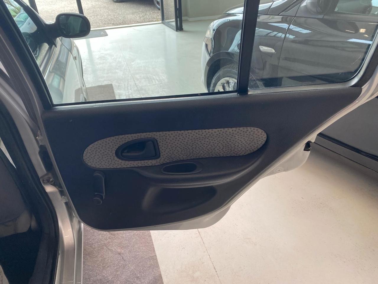 Renault Clio 1.2 cat 5 porte Fairway