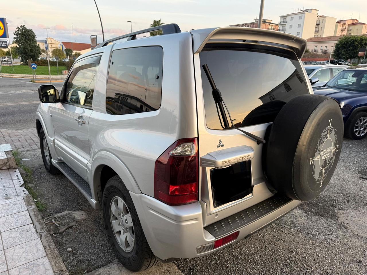 Mitsubishi Pajero 3.2 16V DI-D 5p. GLS2