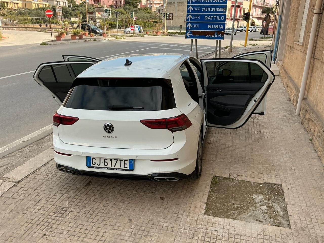 Volkswagen Golf 1.5 TSI 150 CV EVO ACT R-Line