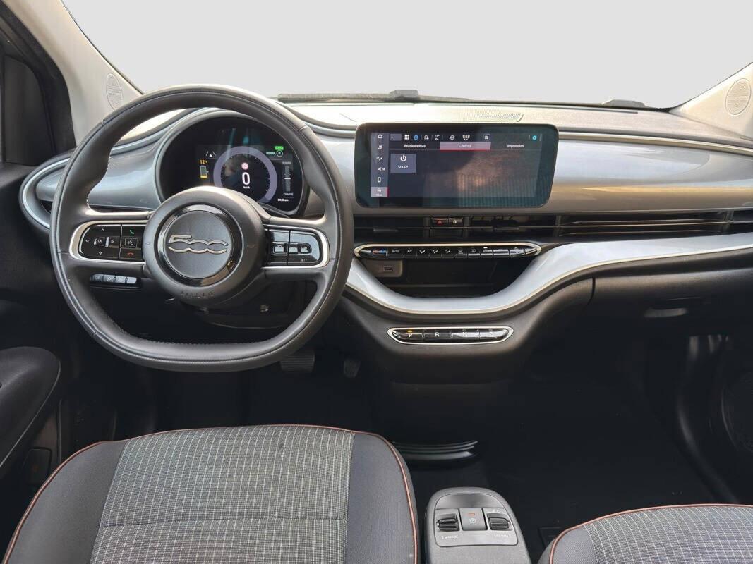 Fiat 500 500e Berlina 42 kWh Passion 2021