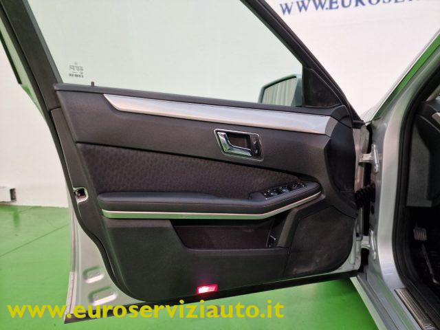 MERCEDES-BENZ E 220 CDI BlueEFFICIENCY Elegance