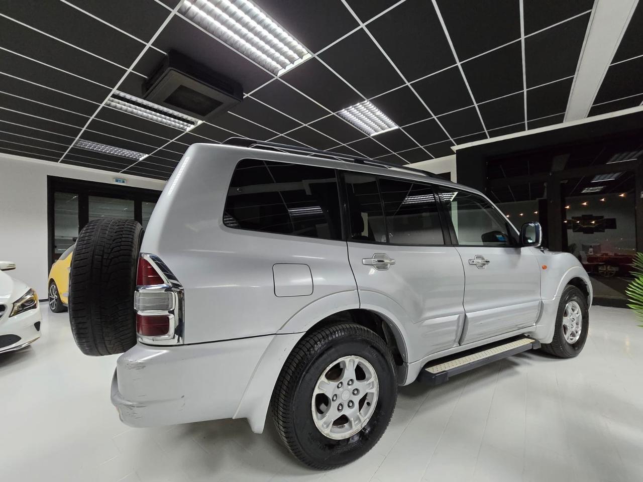 Mitsubishi Pajero 3.2 16V DI-D 5p. GLS1