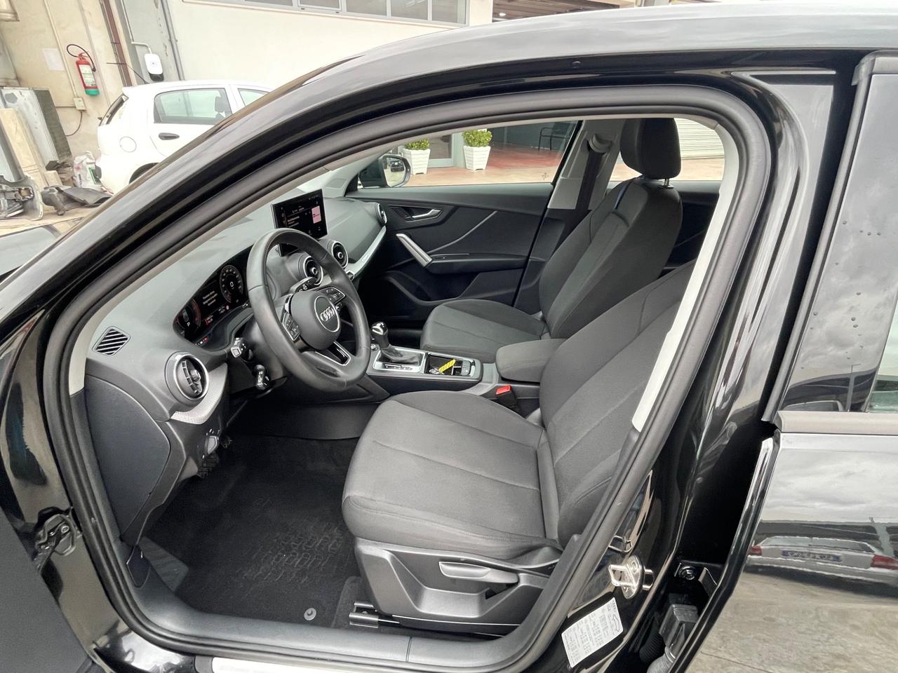Audi Q2 35 TDI S tronic Business Advanced