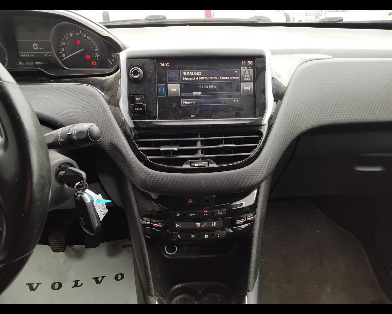 PEUGEOT 208 I 2015 - 208 5p 1.2 puretech Access 82cv
