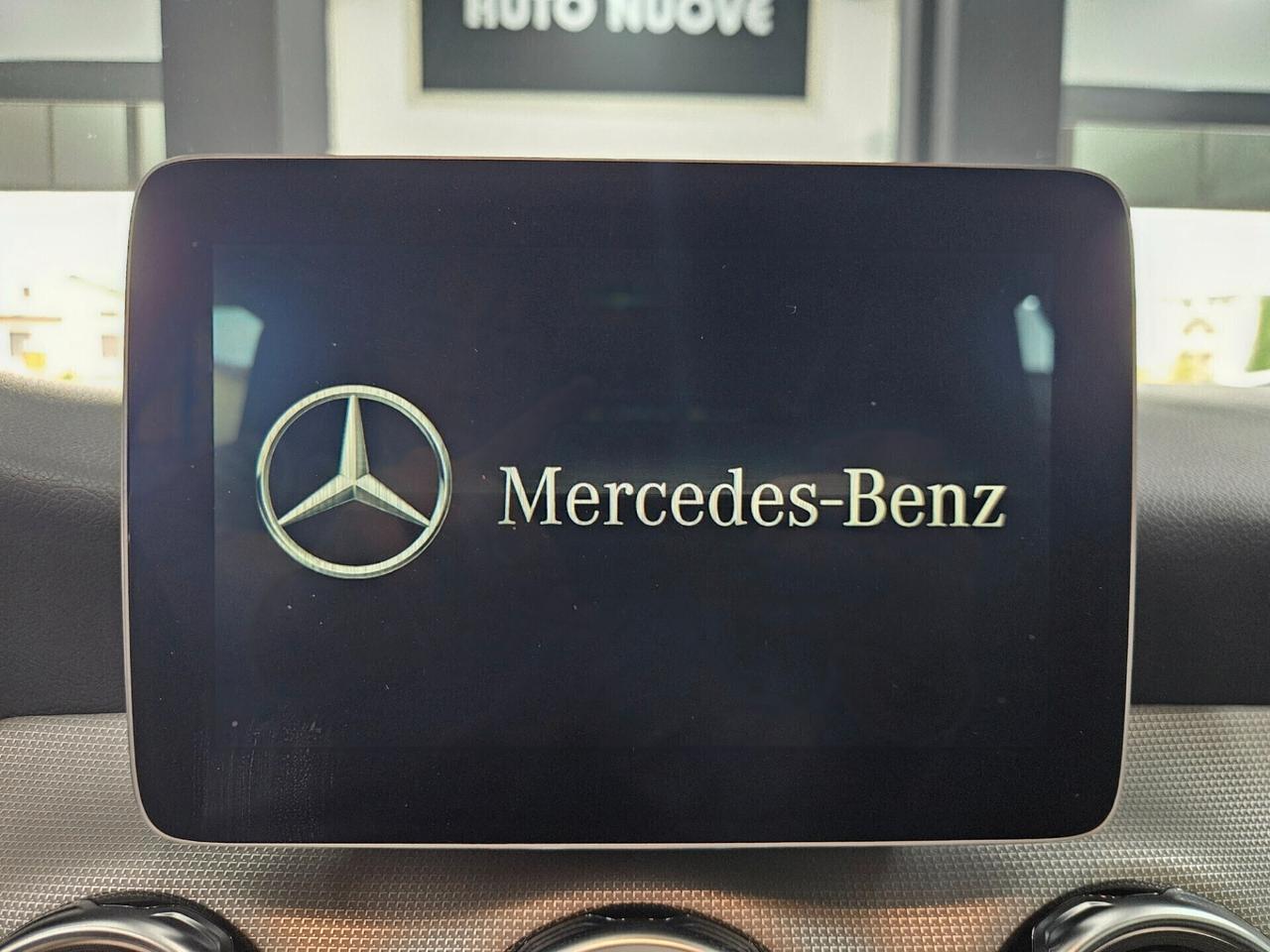 Mercedes-Benz GLA 200 d Sport 4matic auto - IVA ESPOSTA
