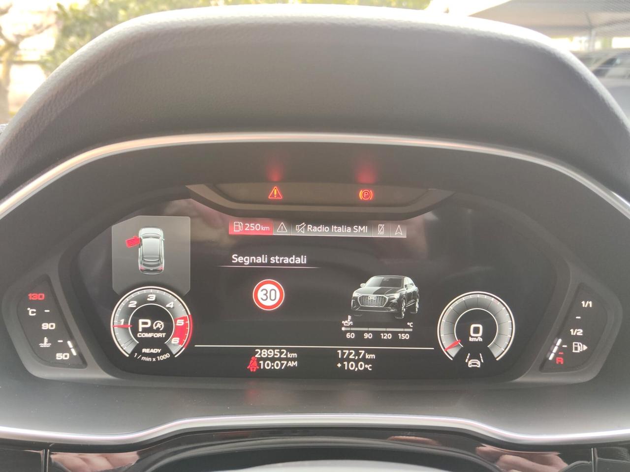 Audi Q3 SPB 35 2.0 150CV Identity Black 2025 IVA