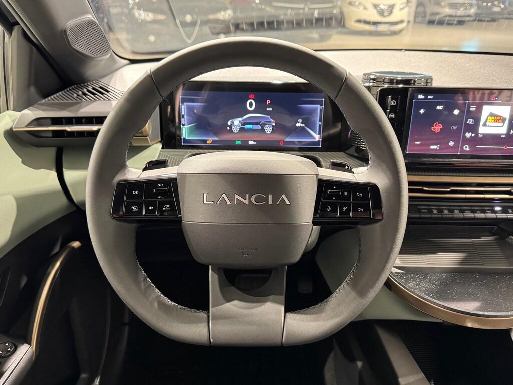 Lancia Ypsilon 1.2 mhev e-dct