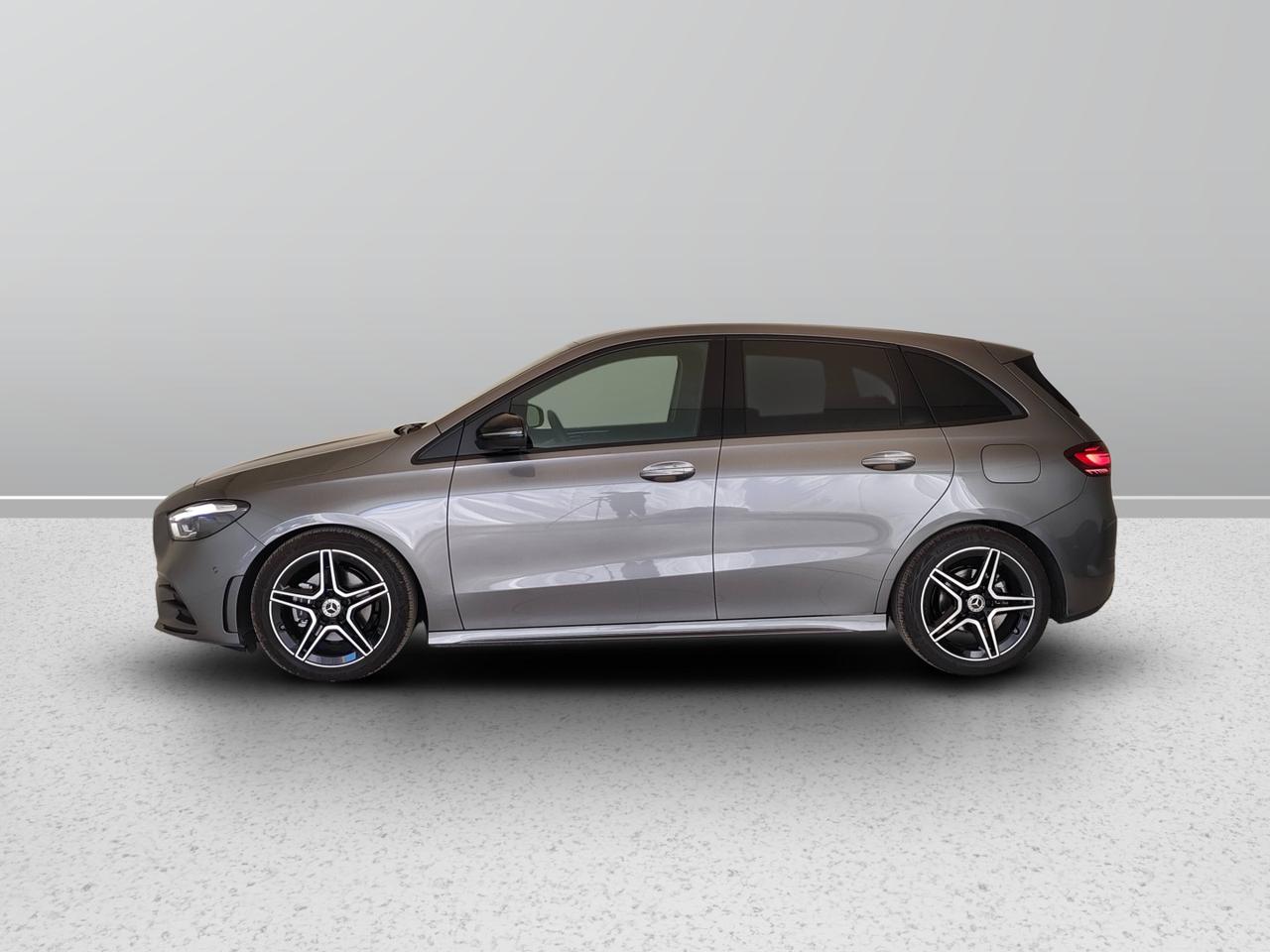 Mercedes-Benz Classe B - W247 2023 - B 200 d AMG Line Advanced Plus auto