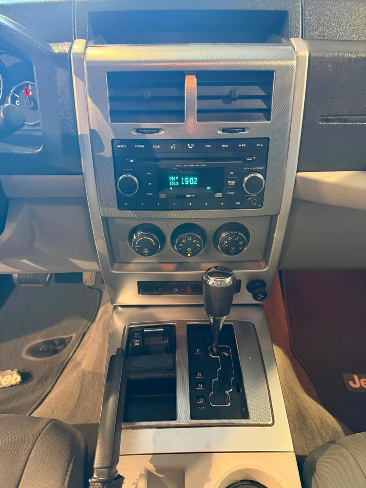 Jeep Cherokee 2.8 -4x4 -AUTOMATICA