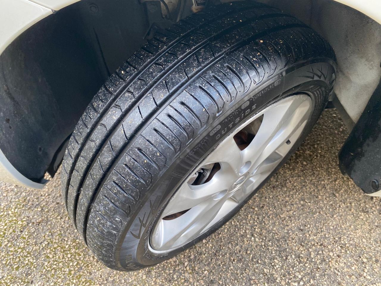 Nissan Micra 1.2 benz 5 porte Tekna full nuova 2014