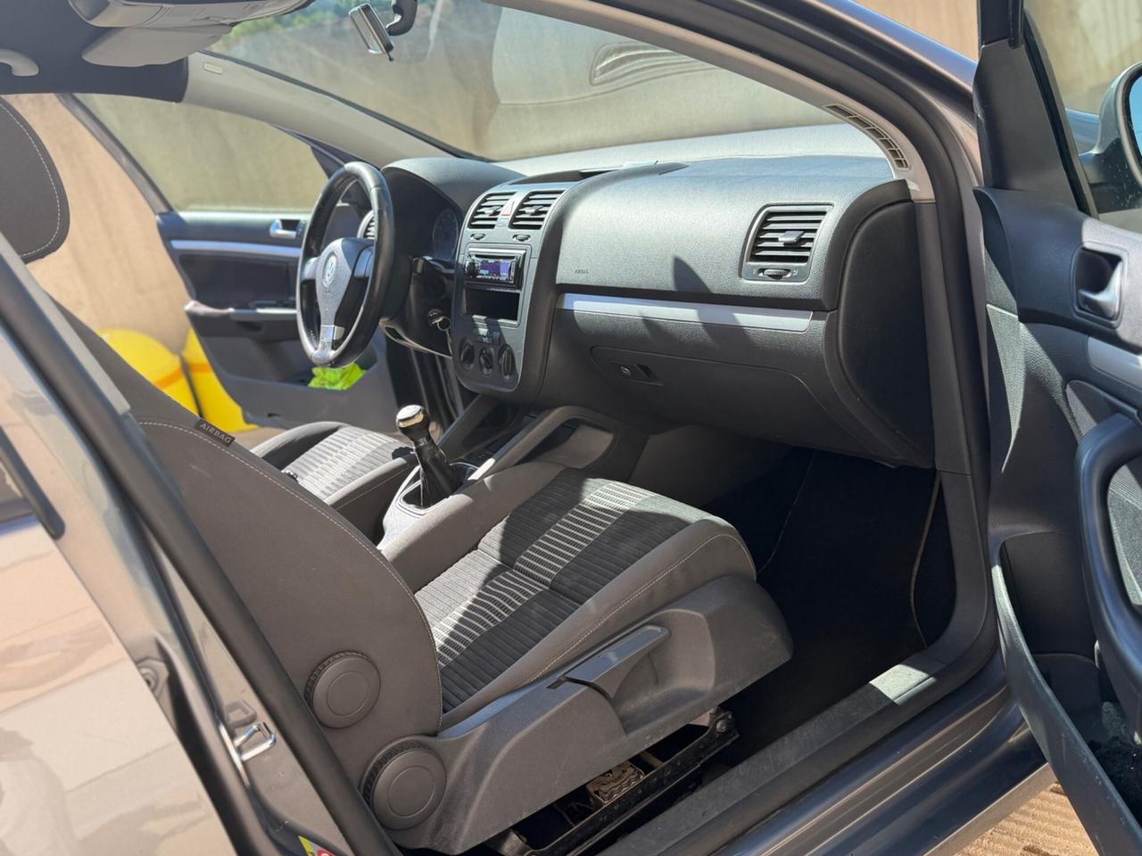 Volkswagen Golf 1.6 BENZINA GPL 2008