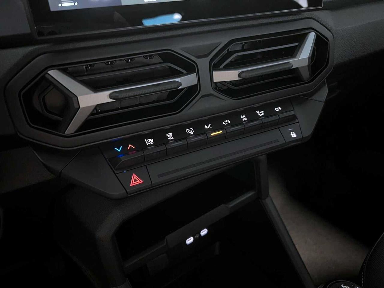 DACIA DUSTER TCE 130 CV MHEV 4x4 EXPRESSION KM0