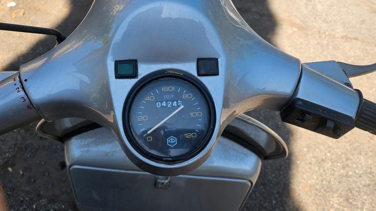 Piaggio Vespa 125 PX Primo modello