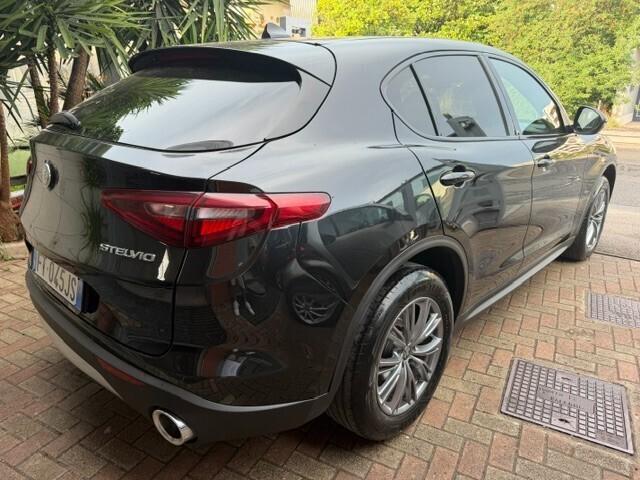 Alfa Romeo Stelvio 2.2 Turbodiesel 210 CV AT8 Q4 S