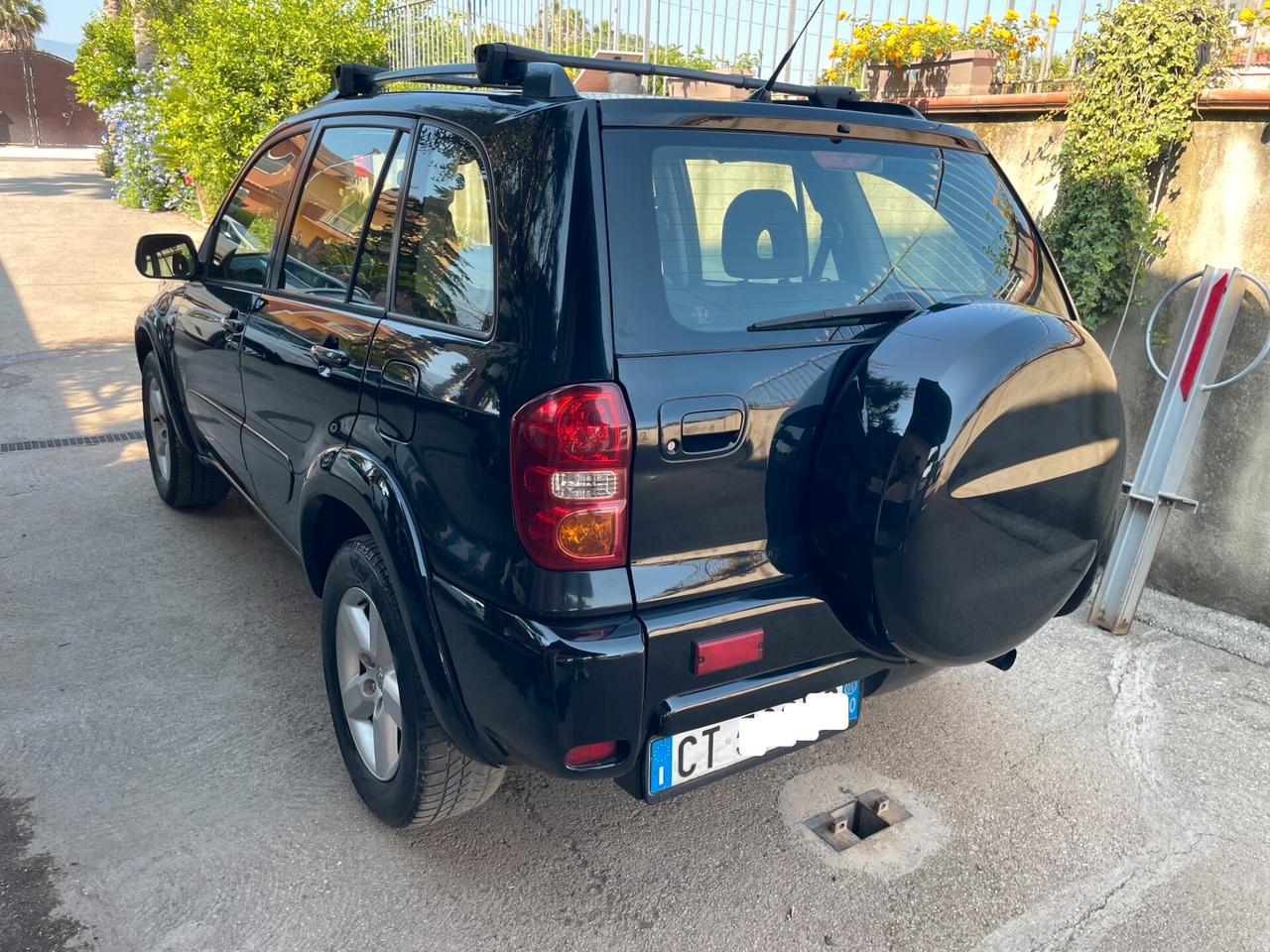 Toyota RAV 4 RAV4 2.0 Tdi D-4D cat 5 porte Sol Distribuzione