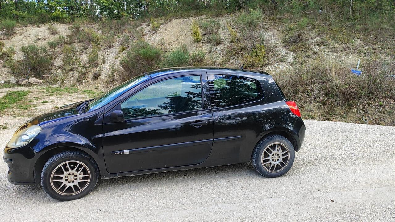 Renault Clio 1.5 dCi 65CV 3 porte Dynamique NEOPATENTATI