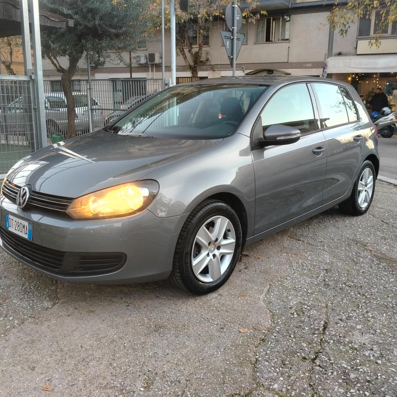 Volkswagen Golf 1.6 5p. Comfortline