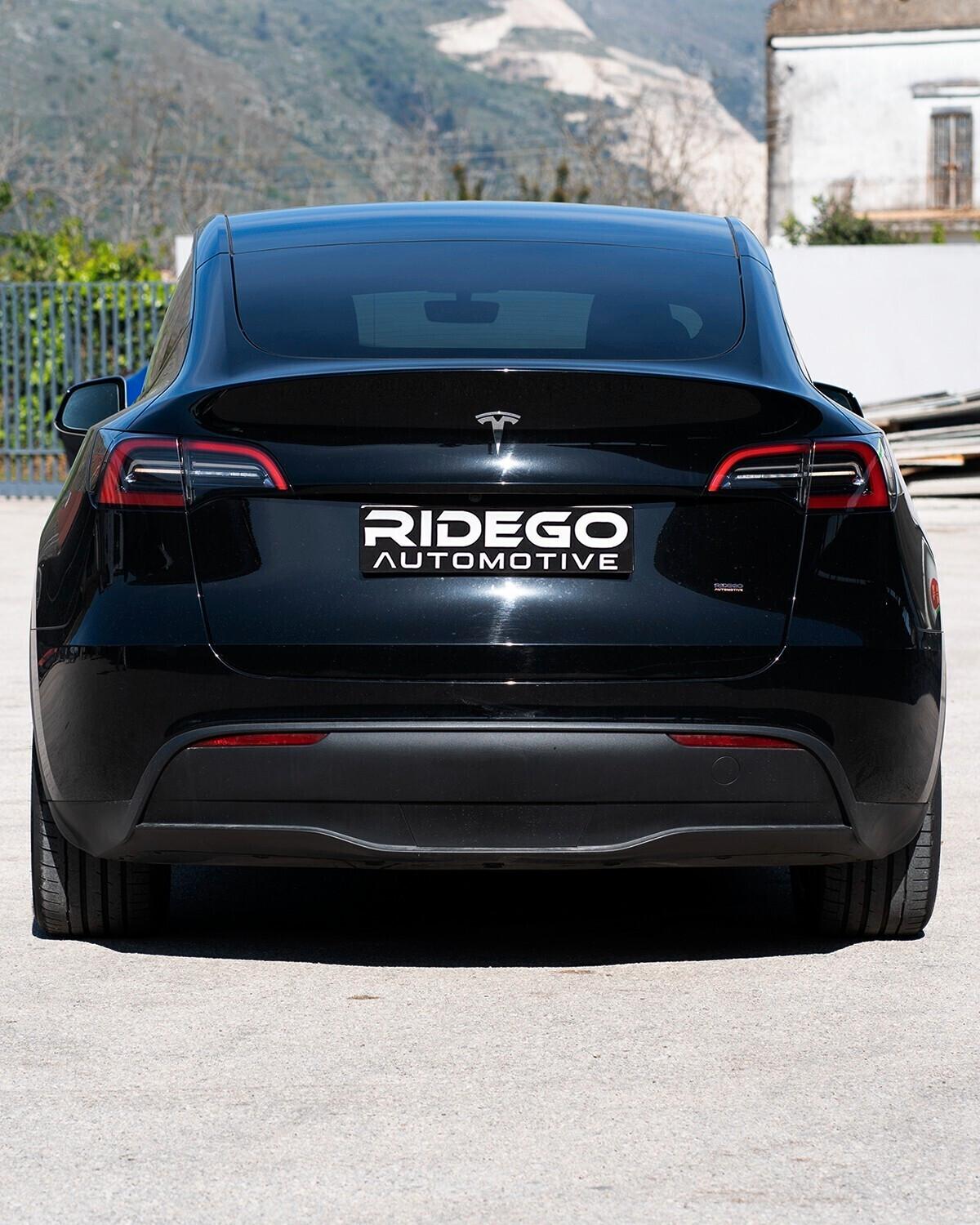 Tesla Model Y Model Y Long Range rwd