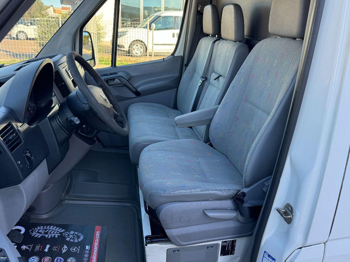 VOLKSWAGEN Crafter Furgone Medio Tetto alto