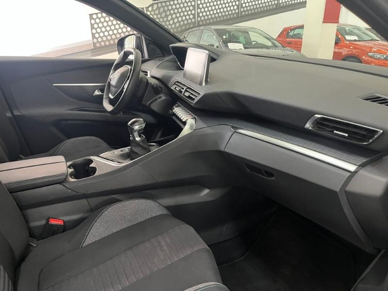 PEUGEOT 5008 PureTech Turbo 130 S&S Active Pack