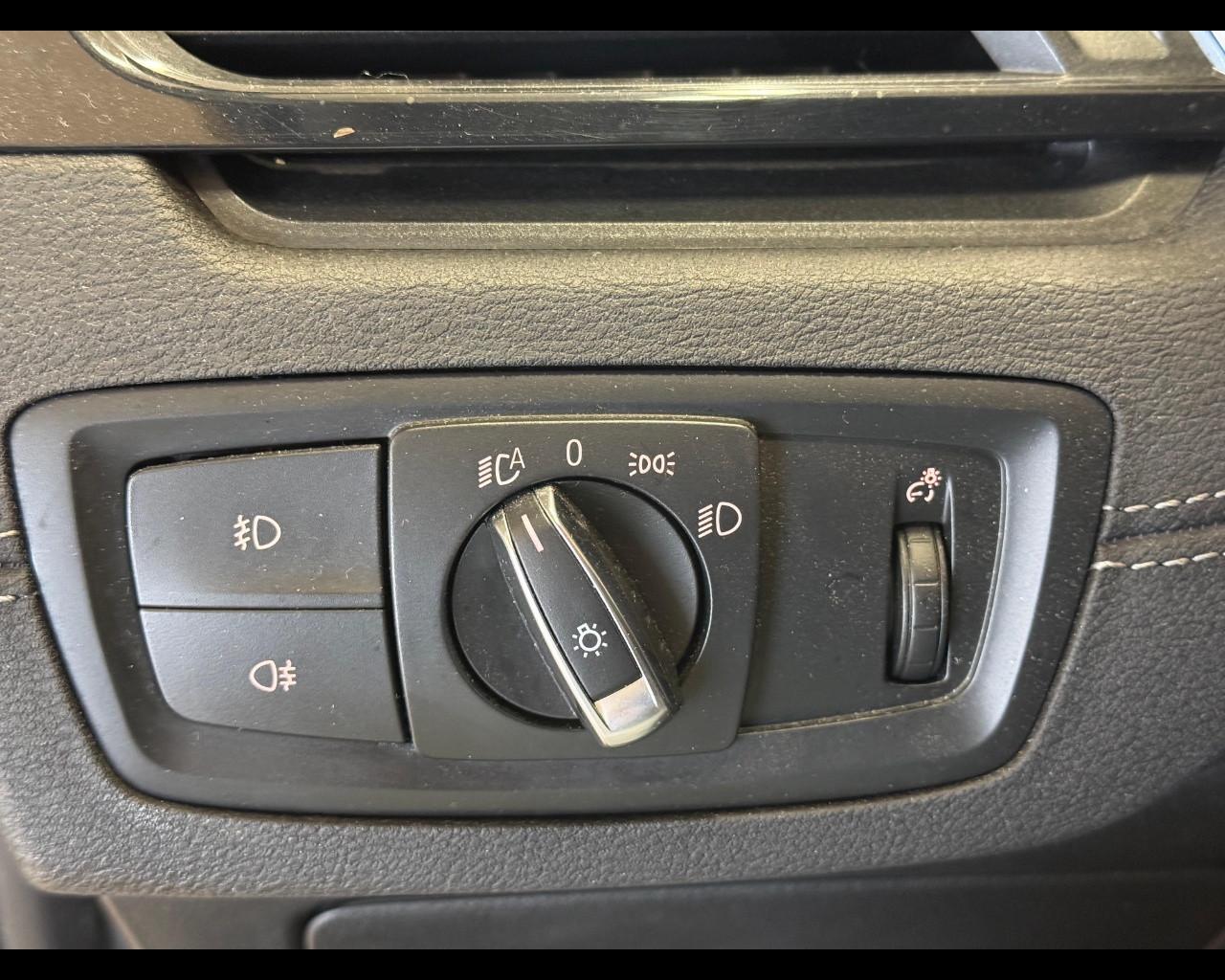 BMW X2 (F39) - X2 sDrive18d Business-X