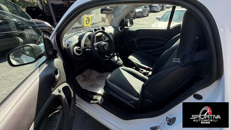 smart fortwo PELLE NAVI TETTO RATA MENSILE 193,00 EURO 70 1.0 52kW passion