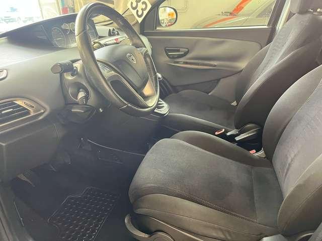 Lancia Ypsilon Ypsilon III 2011 1.2 8v Gold s