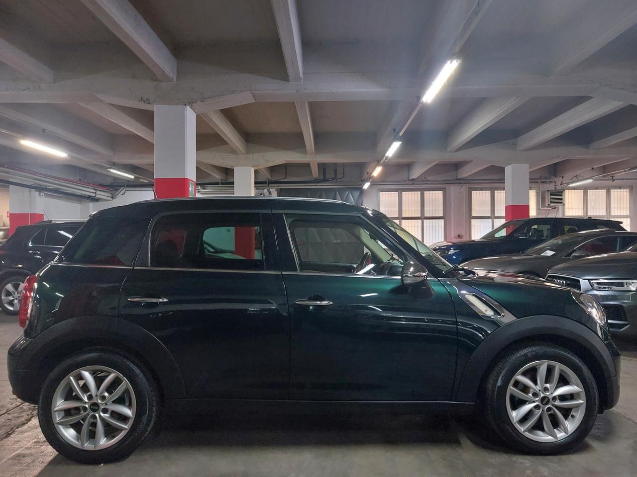 Mini Cooper D Countryman Mini 1.6 COOPER D COUNTRYMAN C.LEGA 17" CLIMA AUT PACK LUCI !!!!