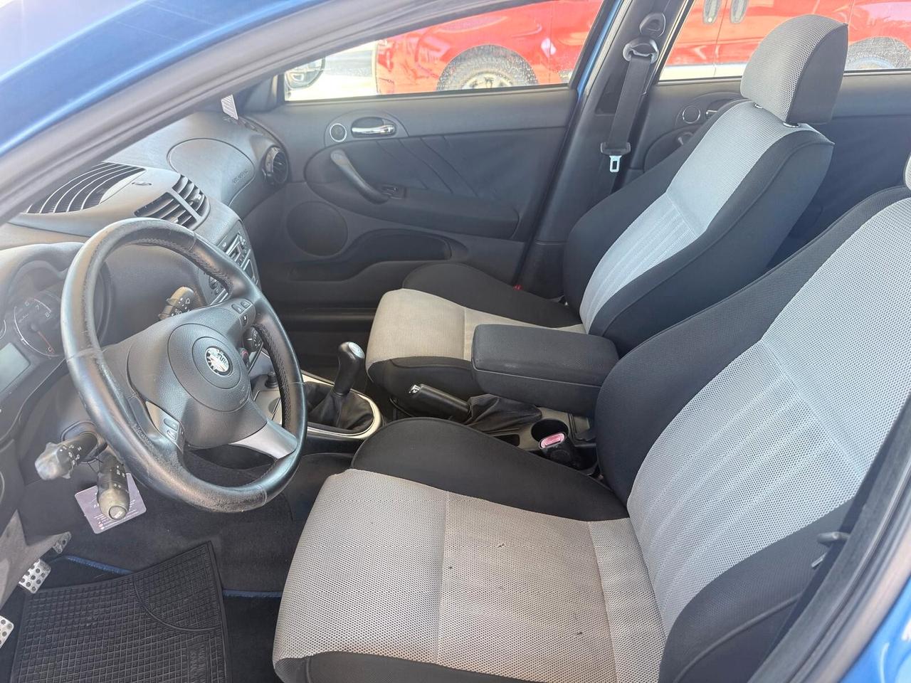 Alfa Romeo 147 1.6 16V TS (105) 5 porte Black Line