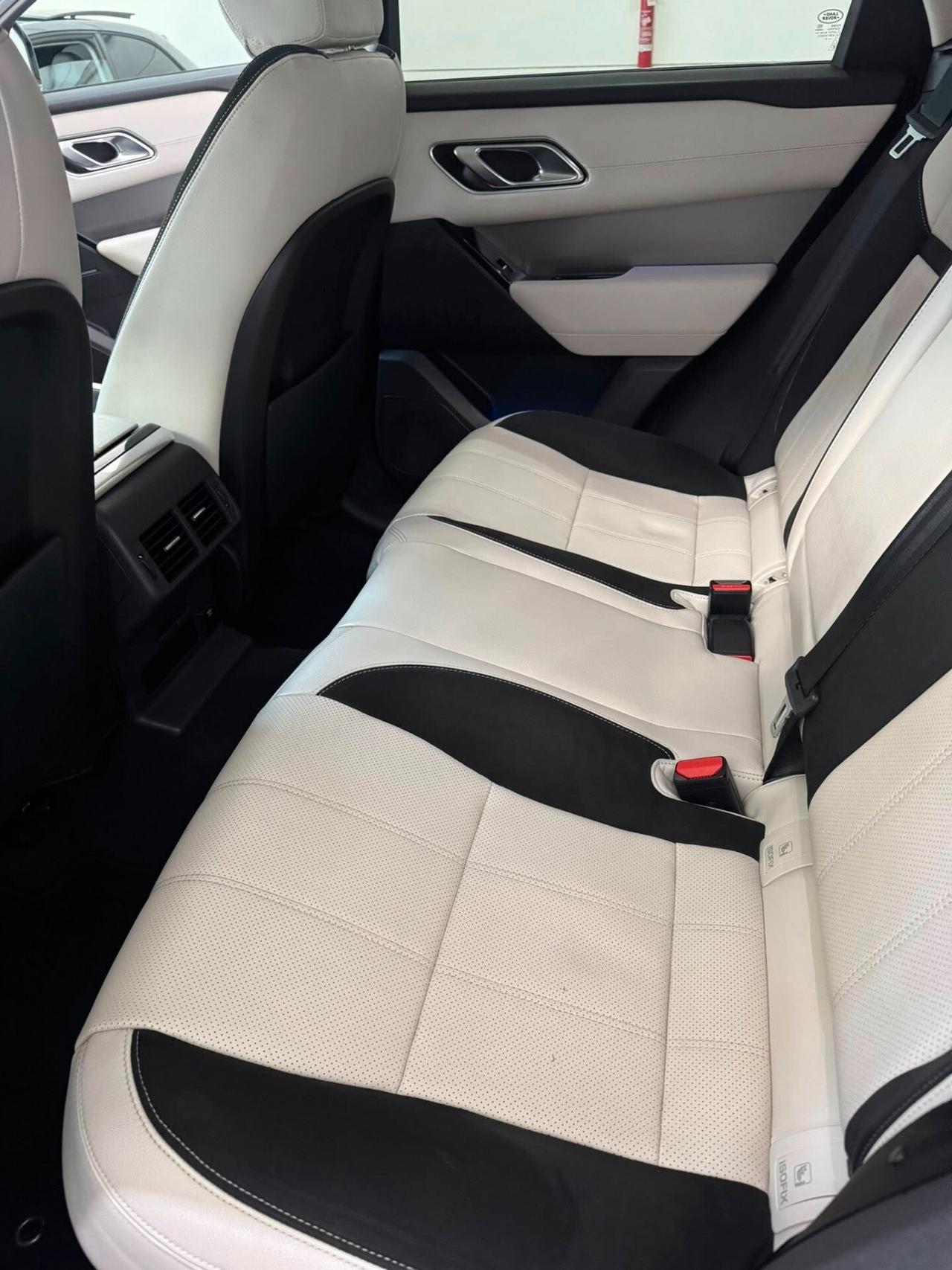 Land Rover Range Rover Velar Range Rover Velar 2.0 TD4 180 CV R-Dynamic HSE