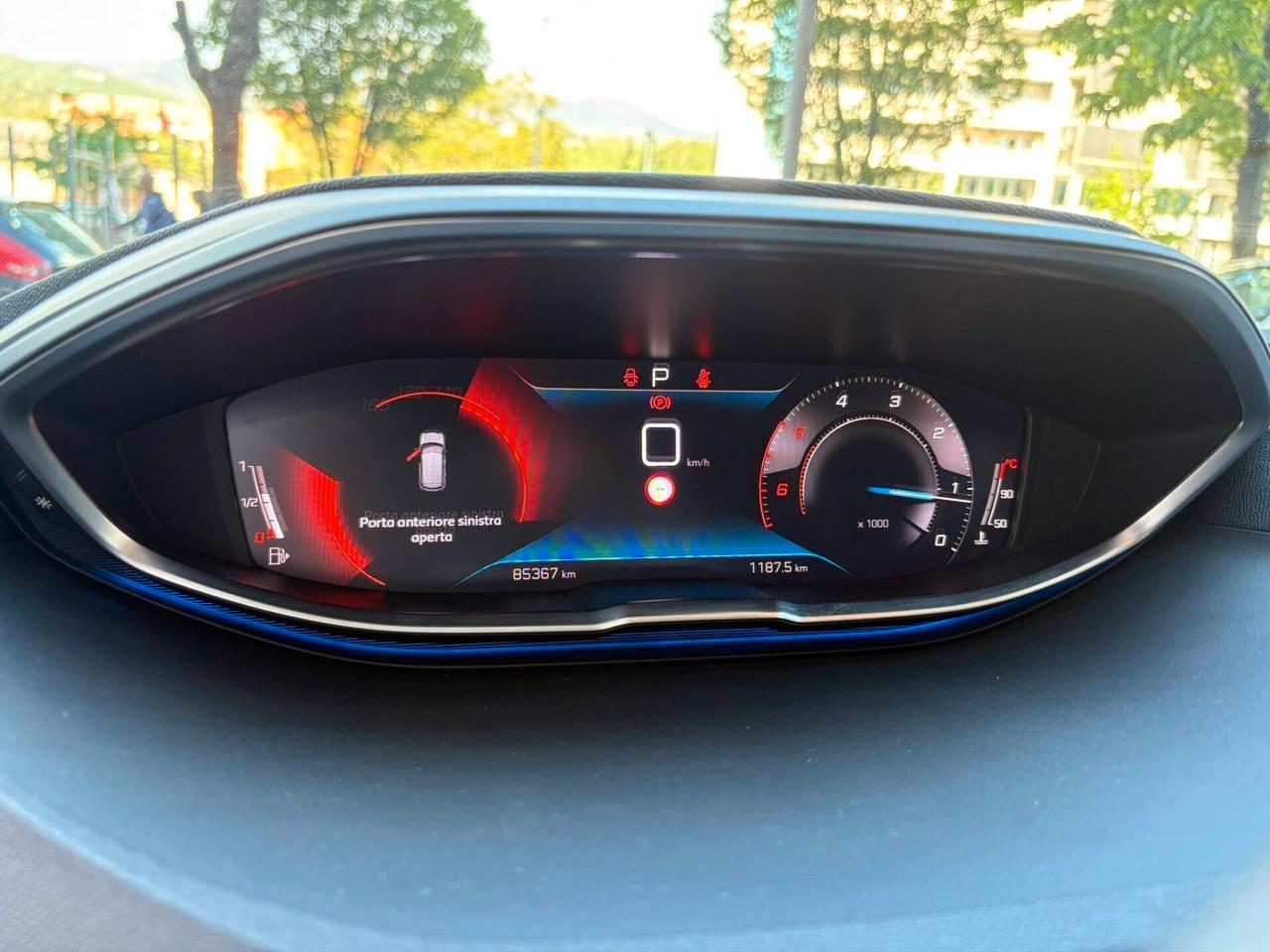 Peugeot 3008 1.5 Business 130cv - 2022