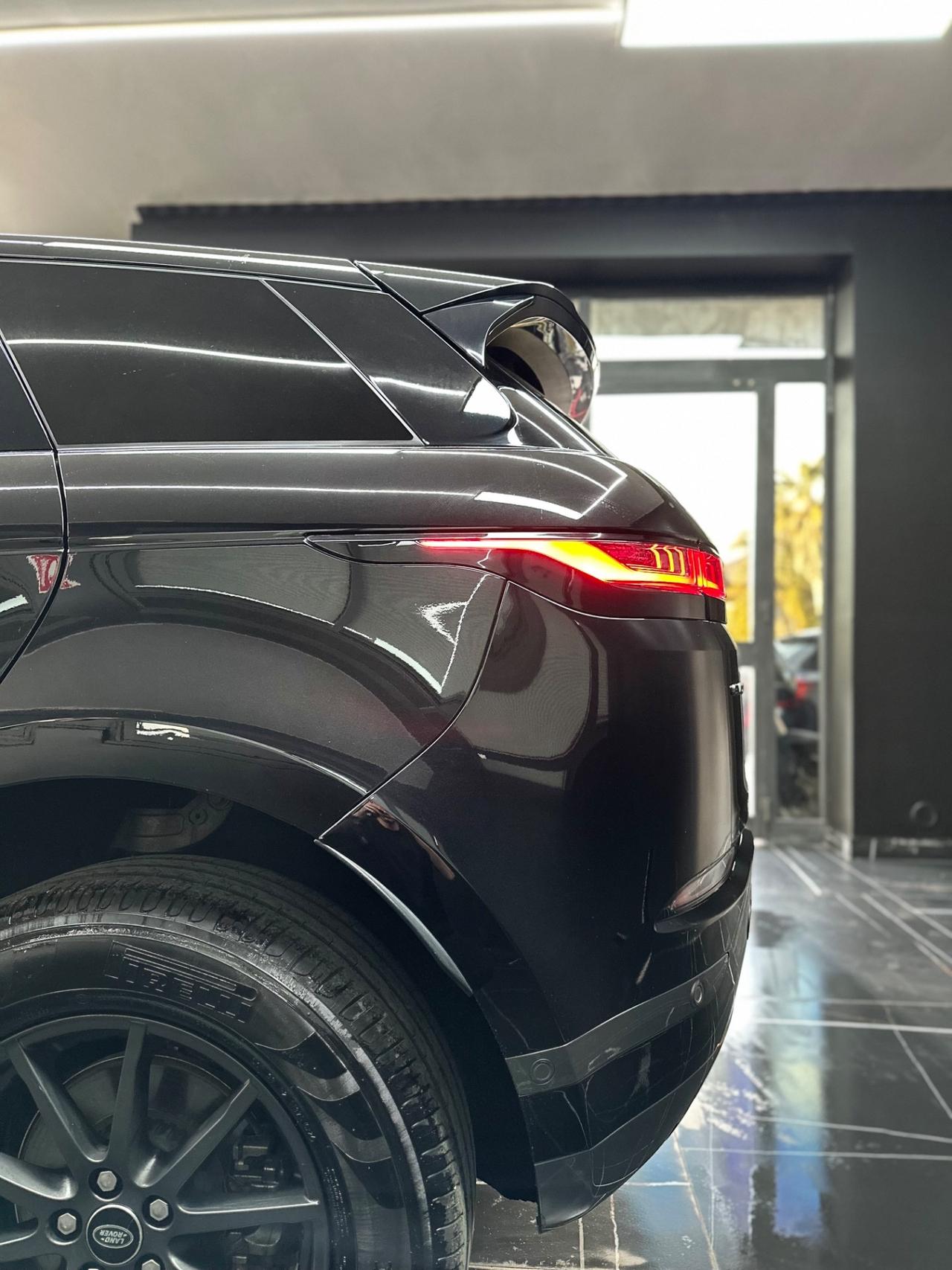 Land Rover Range Evoque 2.0D I4 163 CV AWD Auto R-Dynamic HSE