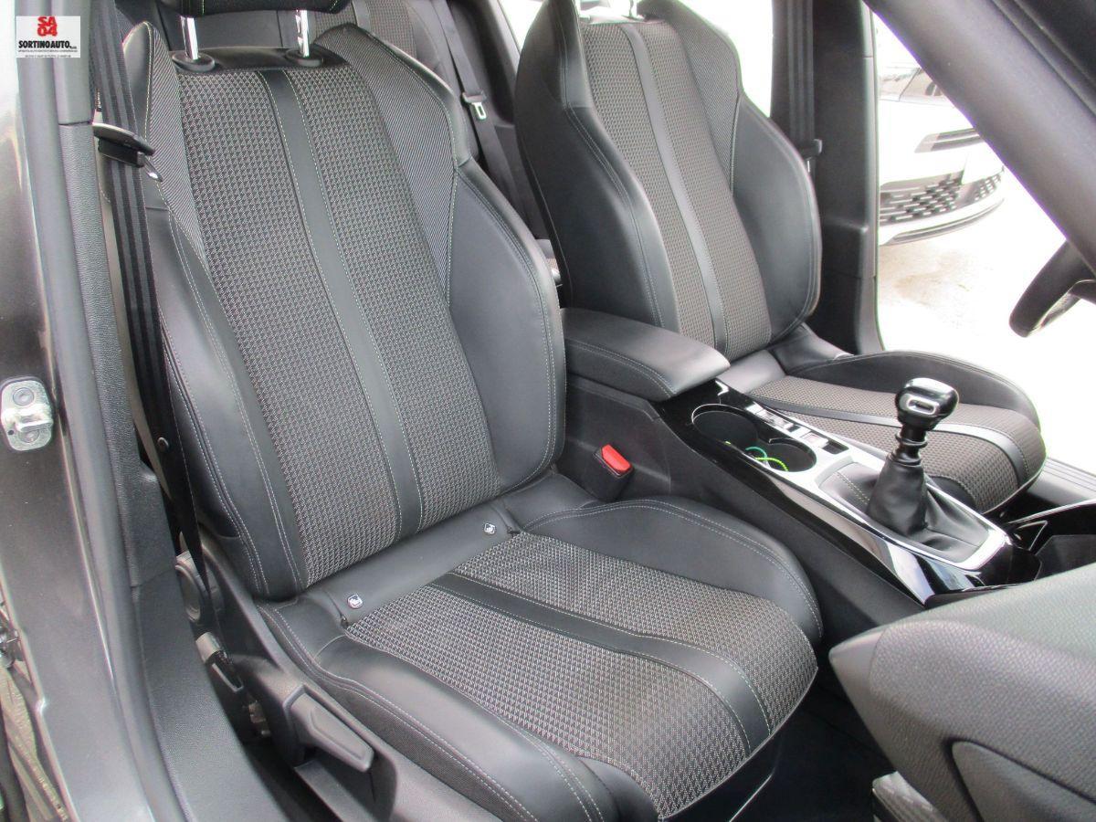 PEUGEOT 2008 PureTech 130 S&S GT-2021 KM55000