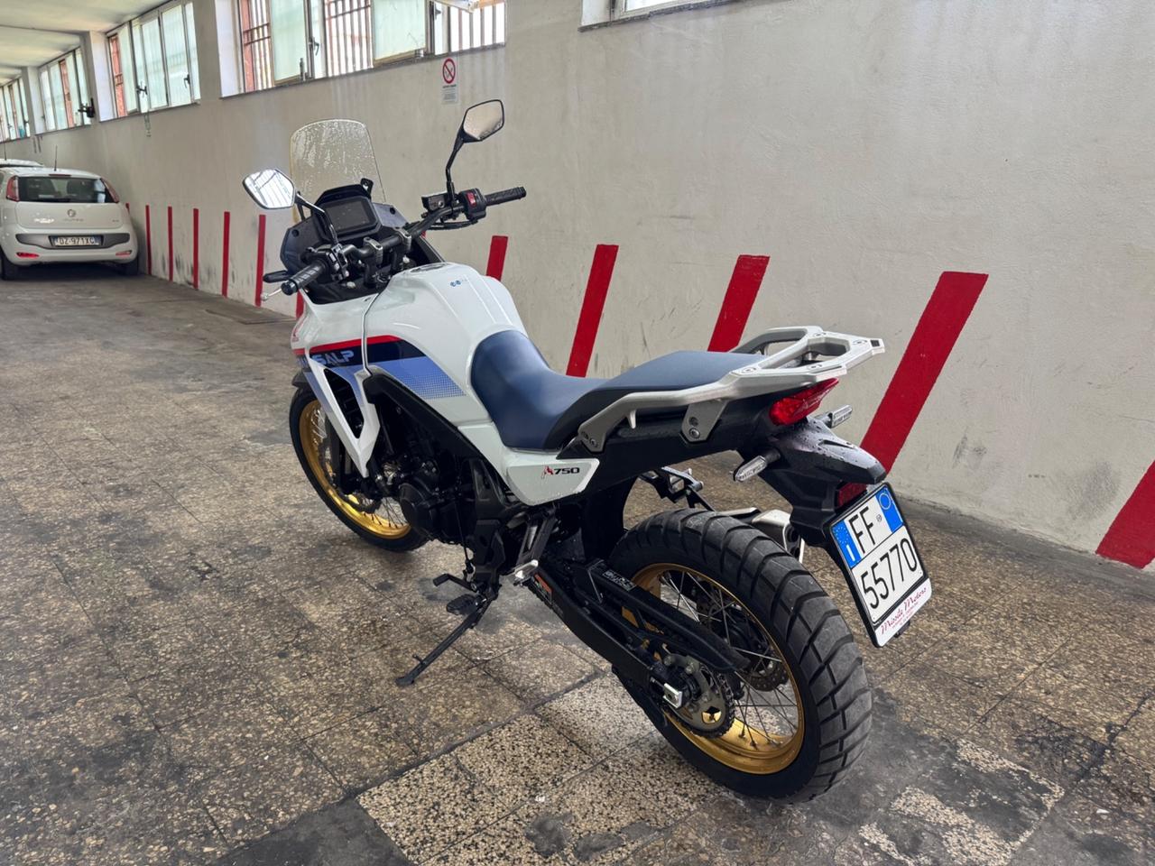 Honda Transalp 750 IN PERFETTE CONDIZIONI