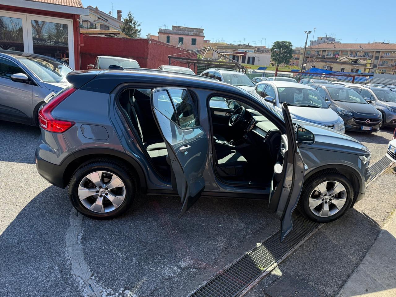 XC40 D3 Momentum-unipro-rate-garanzia -