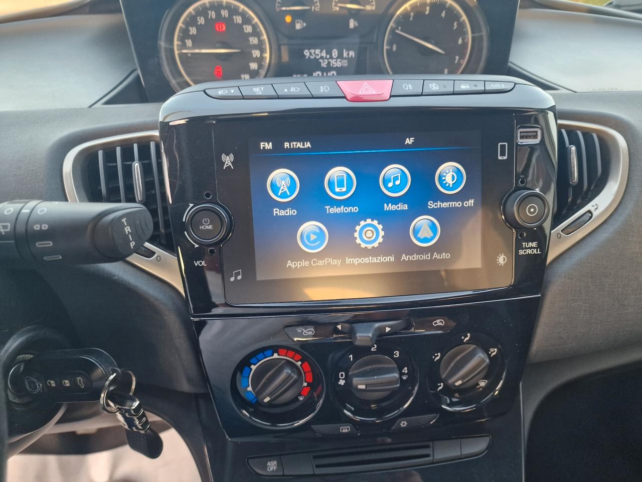 Lancia Ypsilon 1.0 FireFly 5 porte S&S Hybrid Alberta Ferretti