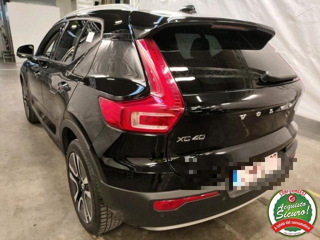 VOLVO XC40 T2 Momentum Navi