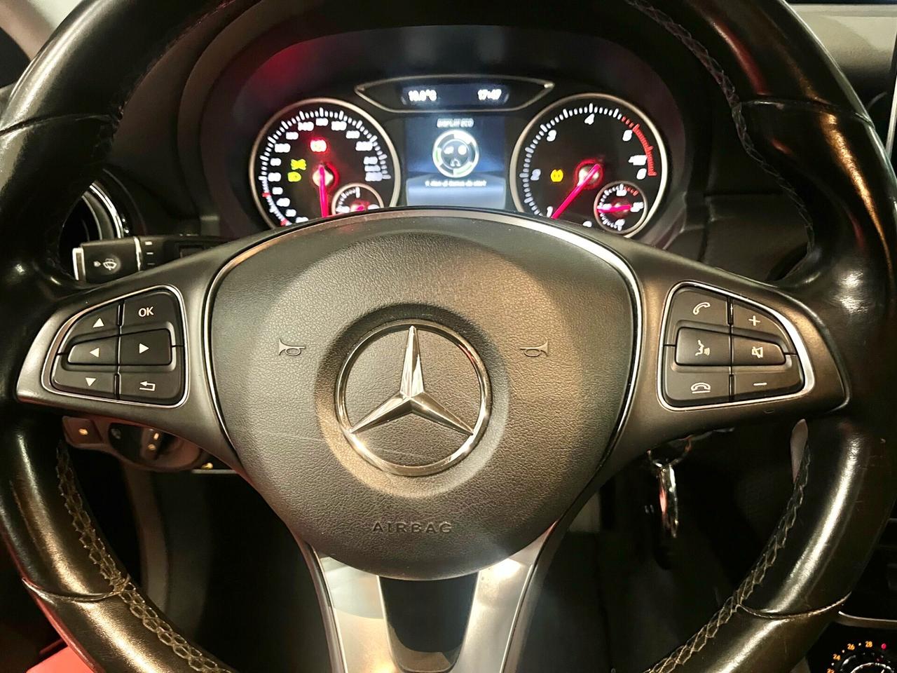 MERCEDES Classe A 160 CDI 90CV Night edition OK NEOPATENTATI TELECAMERA POSTERIORE