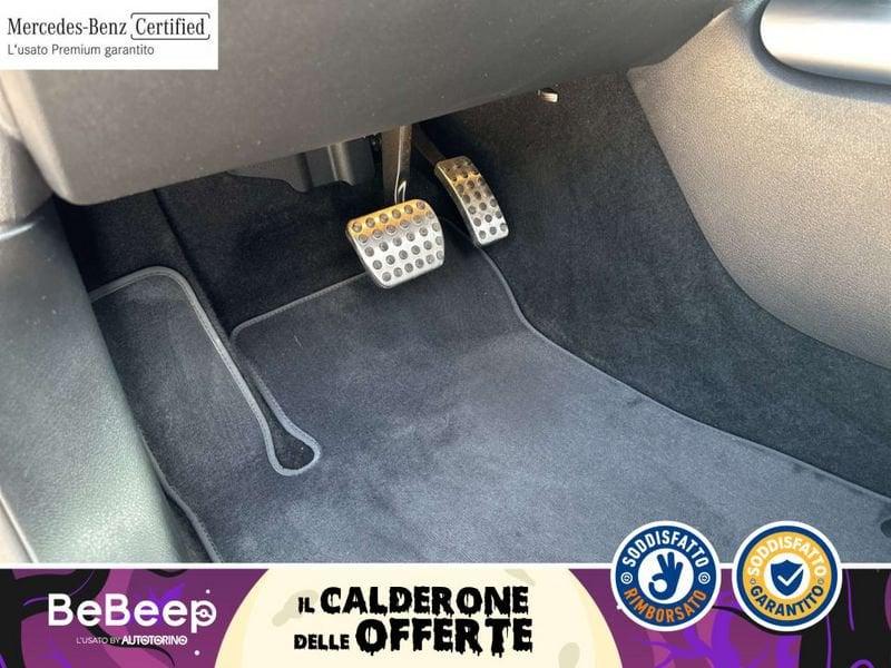 Mercedes-Benz GLA 220 D PREMIUM AUTO
