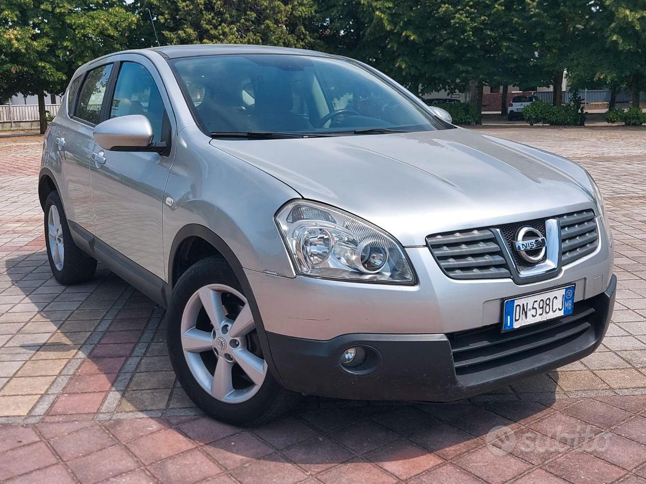 Nissan Qashqai Qashqai I 2008 2.0 dci Tekna dpf