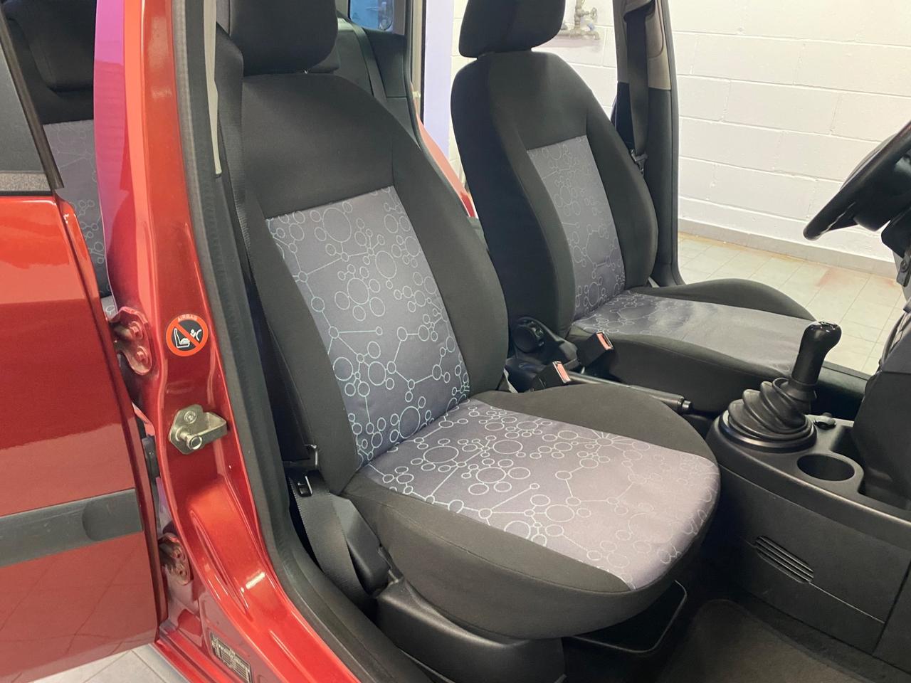 Ford Fiesta 1.4 16V 5p. Ghia