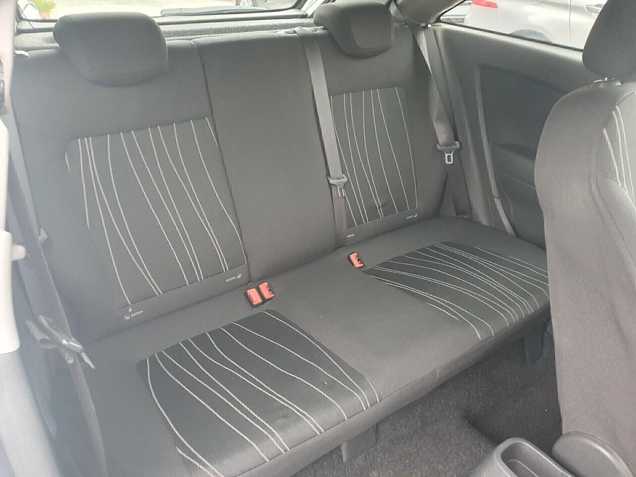 Opel Corsa 1.2 80CV 3 porte GPL Neopatent 2010