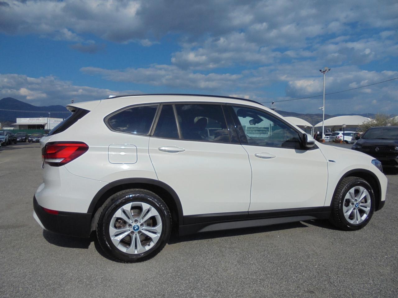 Bmw X1 xDrive25e Advantage