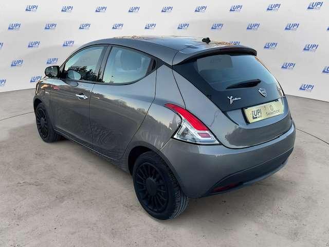 Lancia Ypsilon 1.0 firefly hybrid Gold s&s 70cv