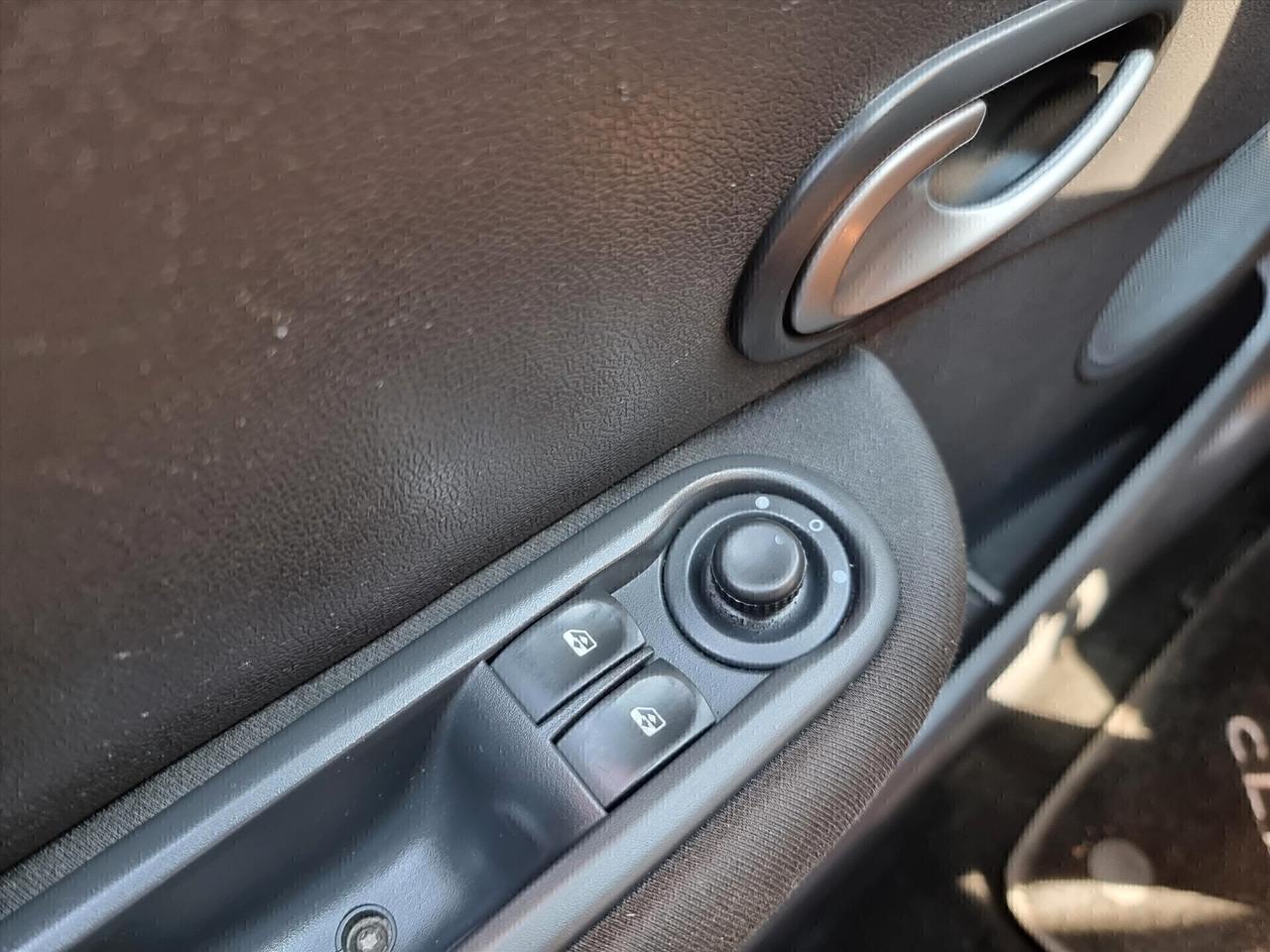 Renault Clio 1.2 16 V 5 porte Dynamique