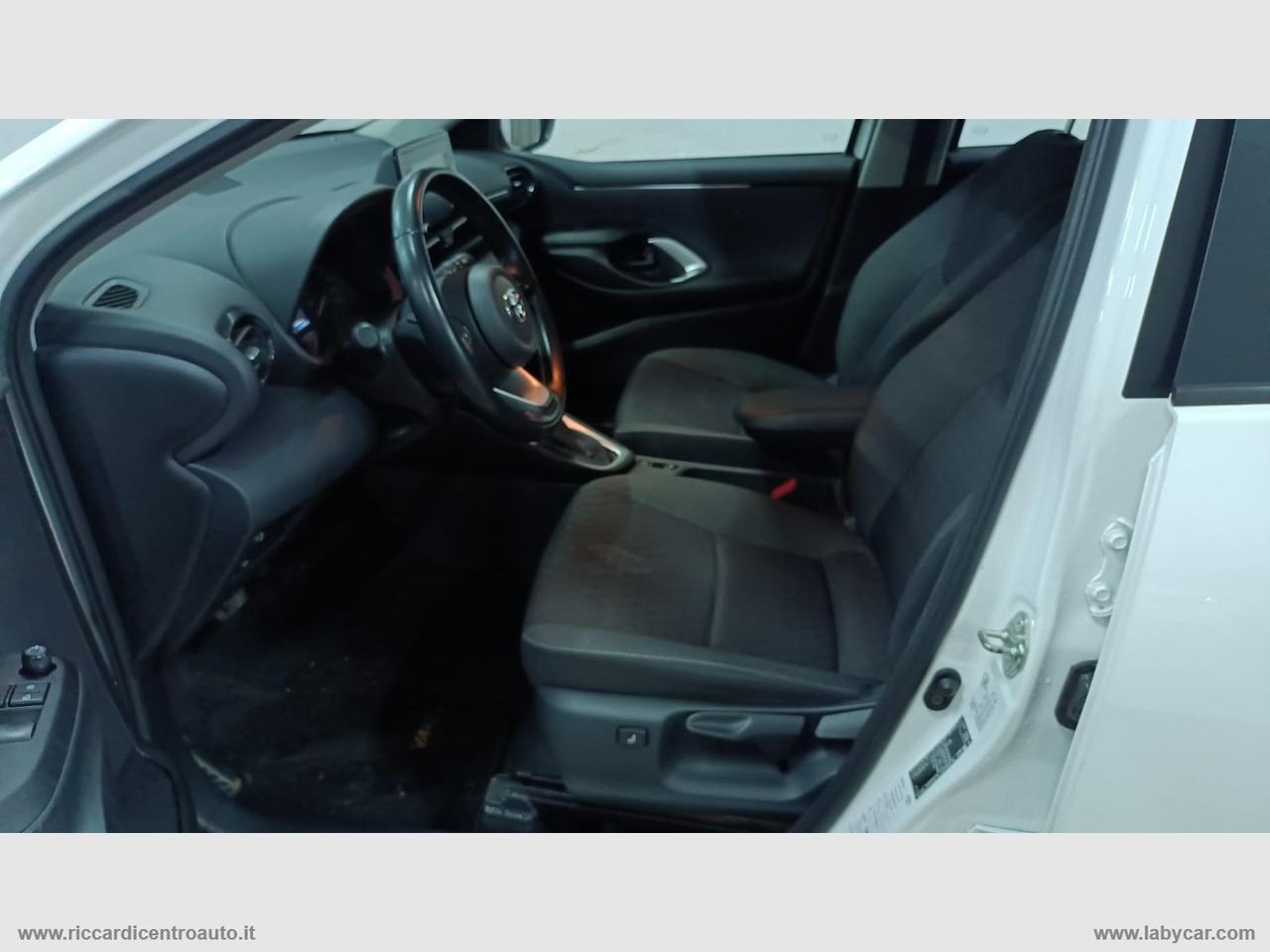 TOYOTA Yaris 1.5 Hybrid 5p. Business