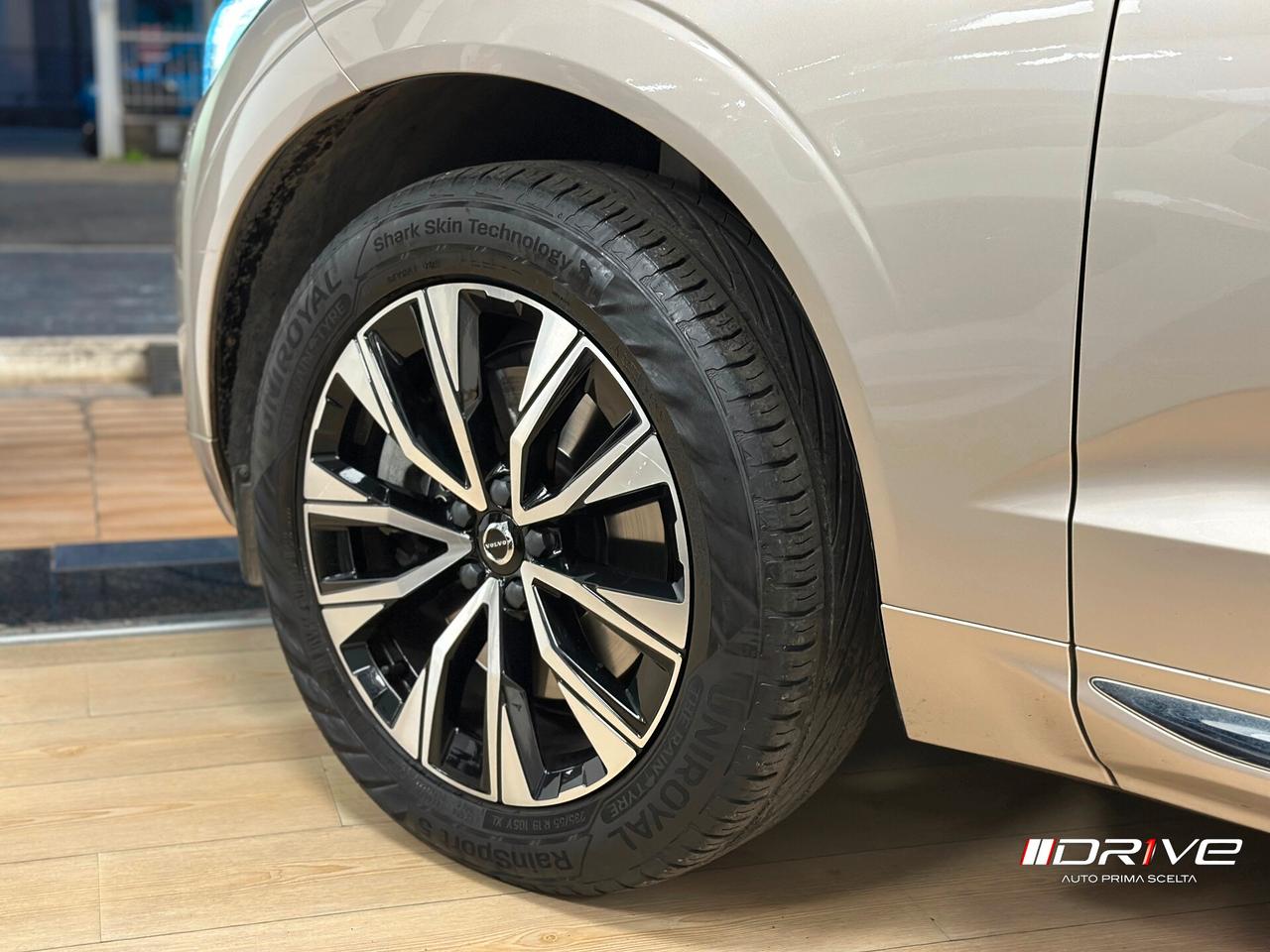 VOLVO XC60 (2017-->) XC60 B4 (d) AWD automatico...